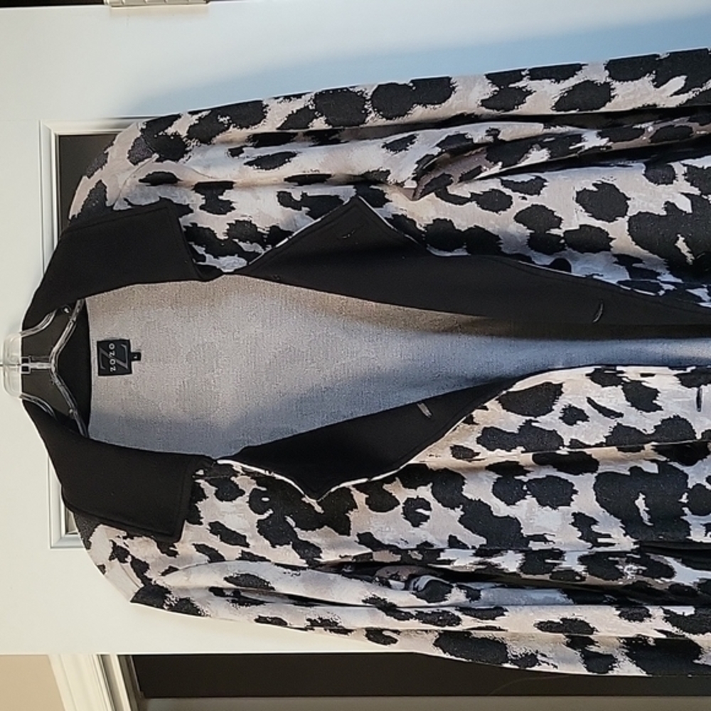 Zozo Animal print jacket - Picture 3 of 4